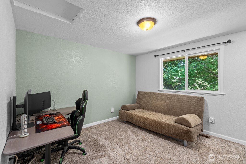 10429 34th Drive SE Everett WA 98208