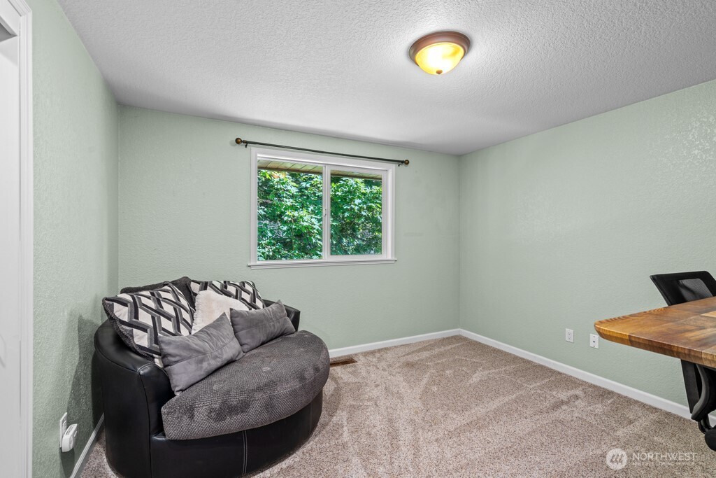 10429 34th Drive SE Everett WA 98208