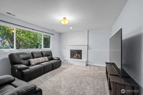 10429 34th Drive SE Everett WA 98208