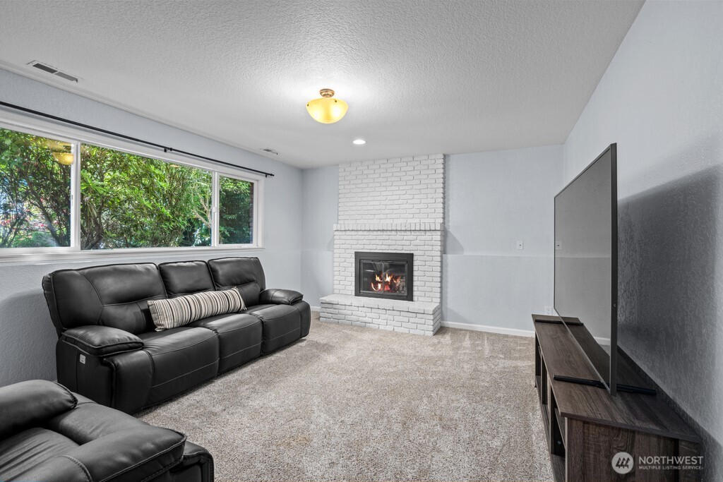 10429 34th Drive SE Everett WA 98208