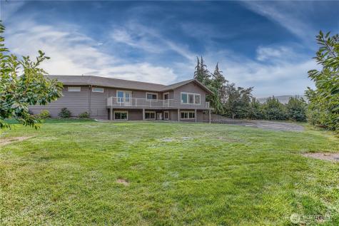 2545 6th SE East Wenatchee WA 98802