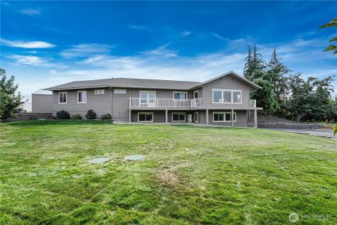 2545 6th SE East Wenatchee WA 98802