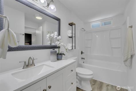 42921 SE 168th Place North Bend WA 98045