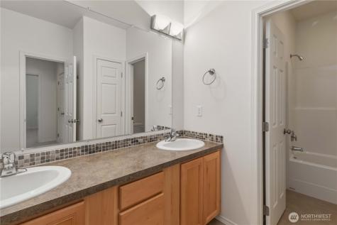 2035 Coal Creek Road Longview WA 98632