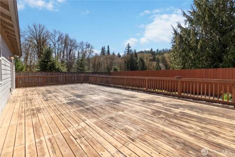 2035 Coal Creek Road Longview WA 98632