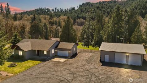 2035 Coal Creek Road Longview WA 98632