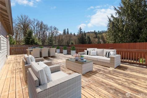 2035 Coal Creek Road Longview WA 98632