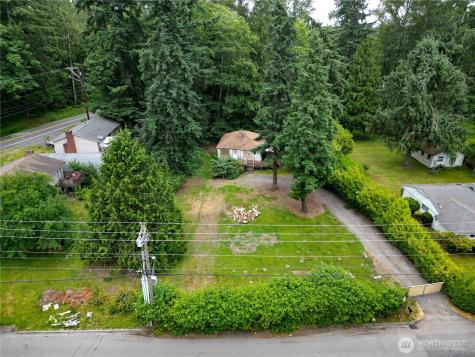 2711 156th Street SW Lynnwood WA 98087