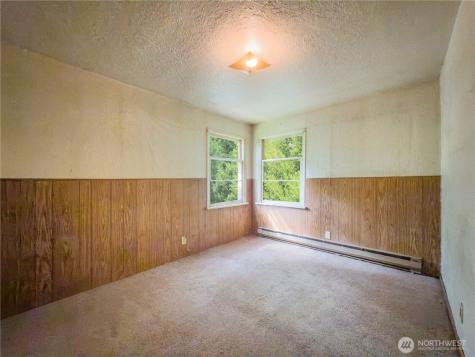 2711 156th Street SW Lynnwood WA 98087