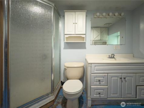 2711 156th Street SW Lynnwood WA 98087