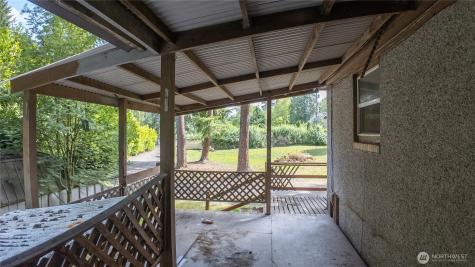2711 156th Street SW Lynnwood WA 98087