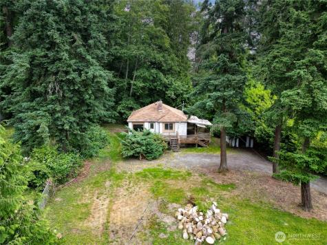 2711 156th Street SW Lynnwood WA 98087