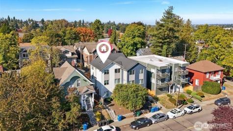 5255 Brooklyn Avenue NE Seattle WA 98015