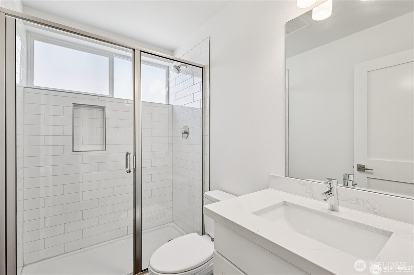 5255 Brooklyn Avenue NE Seattle WA 98015