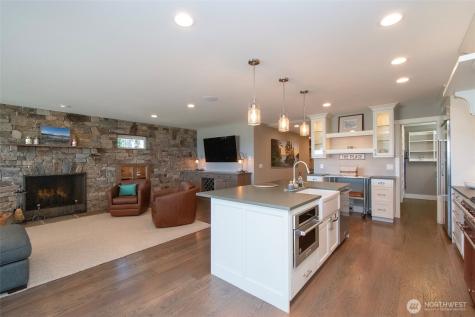 2390 Place Road Port Angeles WA 98363