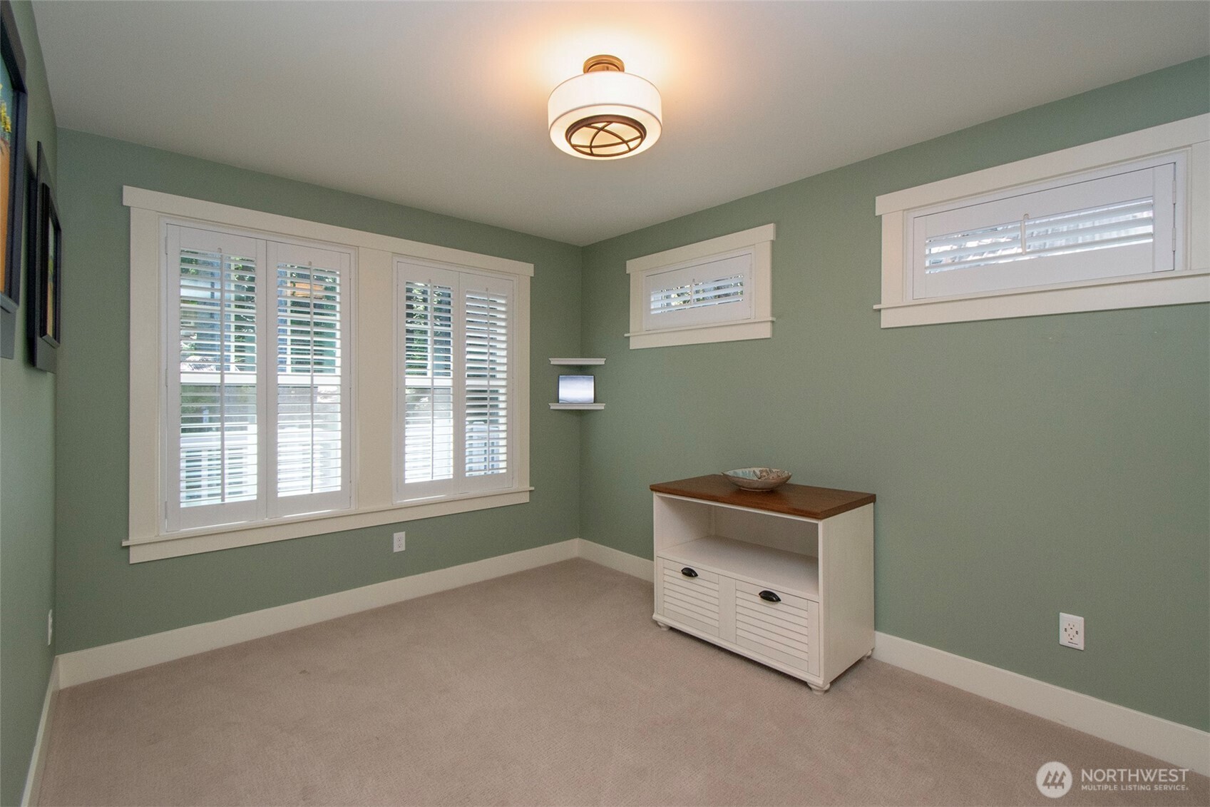 2390 Place Road Port Angeles WA 98363