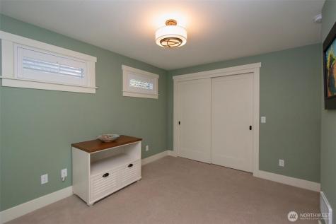 2390 Place Road Port Angeles WA 98363