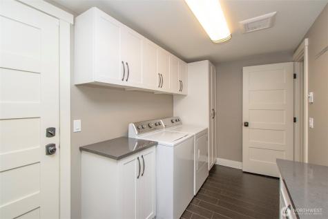 2390 Place Road Port Angeles WA 98363