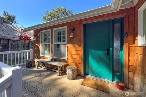 2390 Place Road Port Angeles WA 98363
