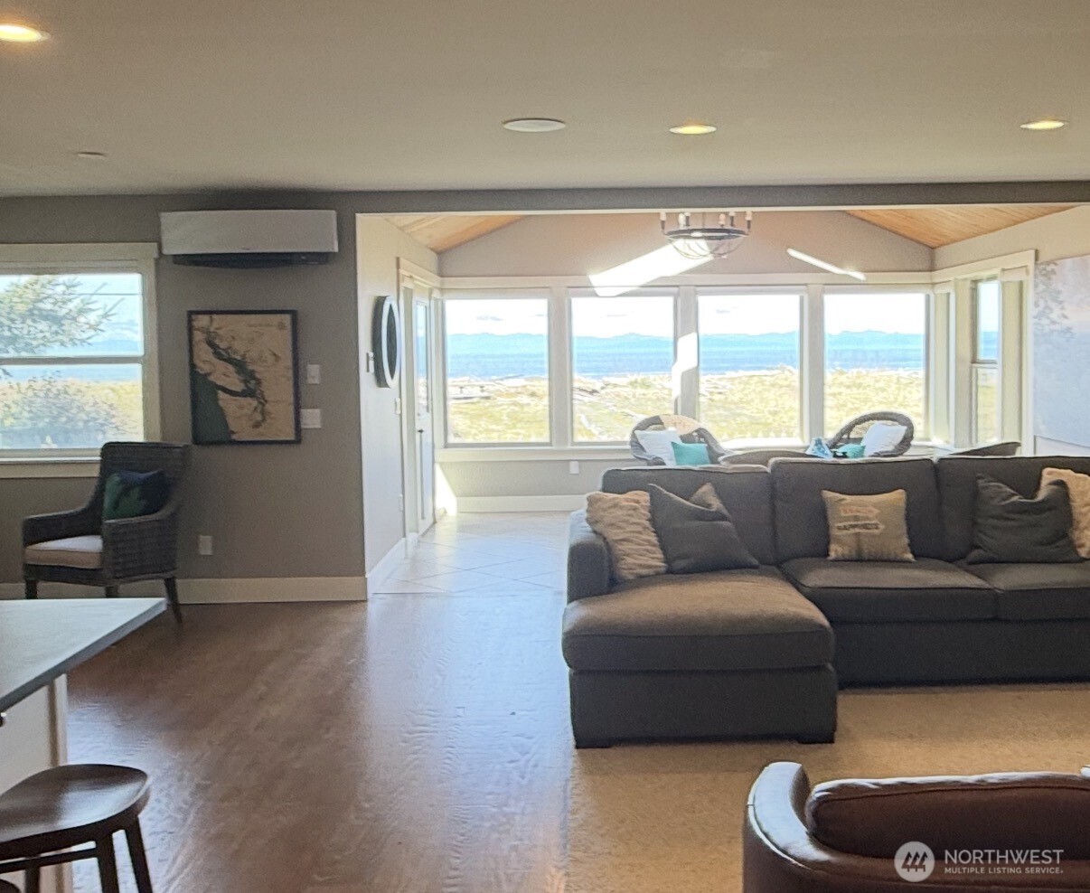 2390 Place Road Port Angeles WA 98363