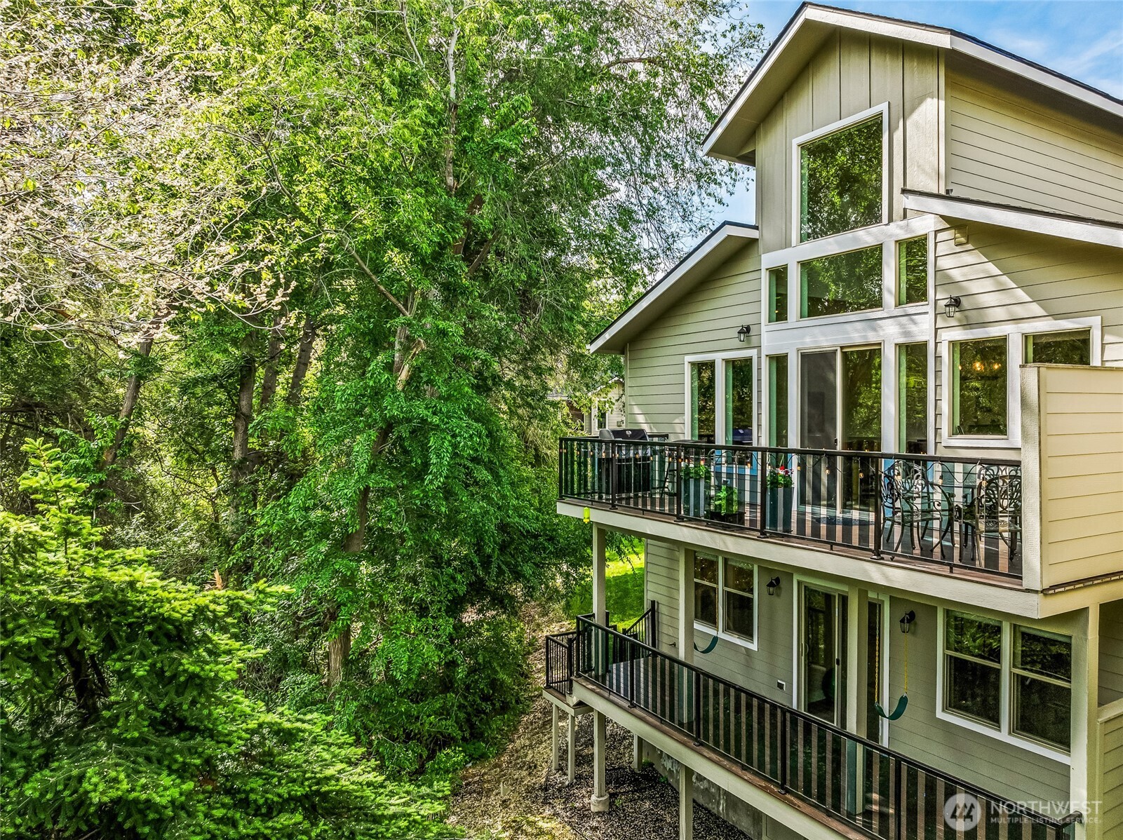 411 19th Street NE East Wenatchee WA 98802