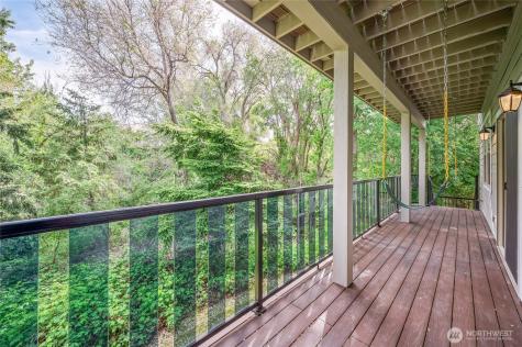 411 19th Street NE East Wenatchee WA 98802