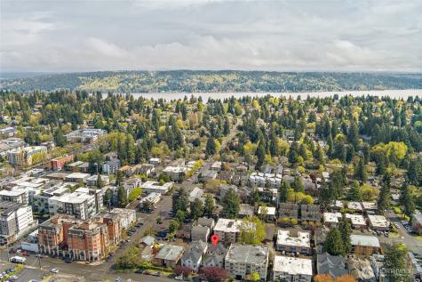 12042 31st Avenue NE Seattle WA 98125