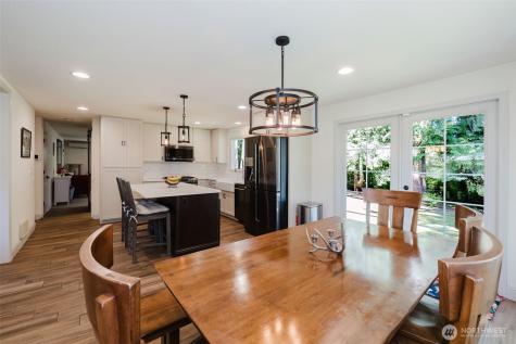 4482 NW Cascade Street Silverdale WA 98383