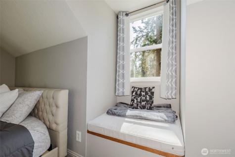4482 NW Cascade Street Silverdale WA 98383