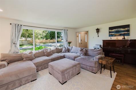 4482 NW Cascade Street Silverdale WA 98383