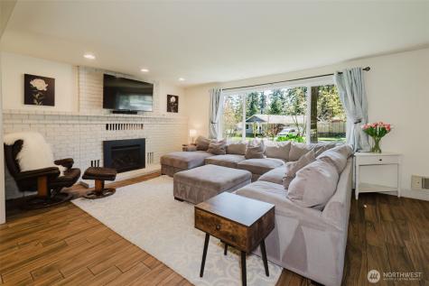 4482 NW Cascade Street Silverdale WA 98383