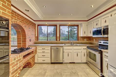 5008 169th Street SE Bothell WA 98012