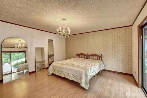 5008 169th Street SE Bothell WA 98012