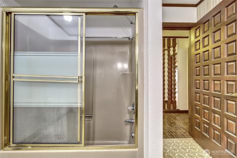 5008 169th Street SE Bothell WA 98012