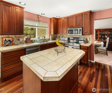 3402 20th Avenue Ct SE Puyallup WA 98372