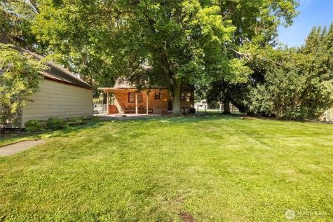 317 Main Street Waitsburg WA 99361