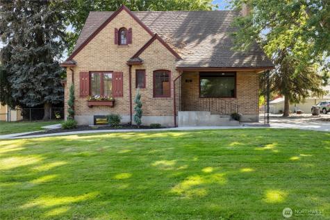317 Main Street Waitsburg WA 99361
