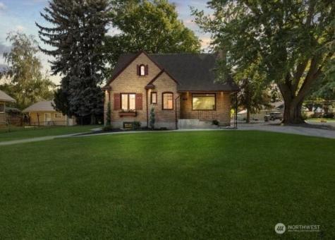 317 Main Street Waitsburg WA 99361