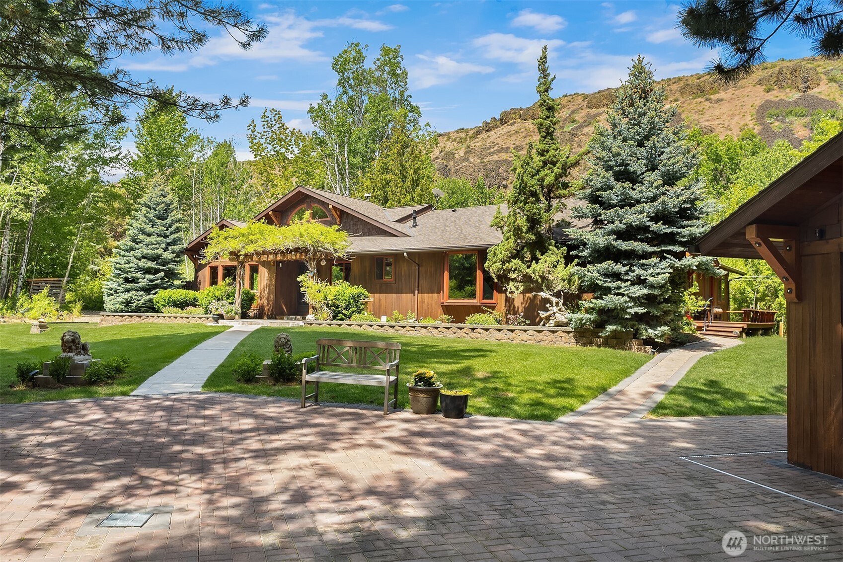 8501 Manastash Road Ellensburg WA 98926