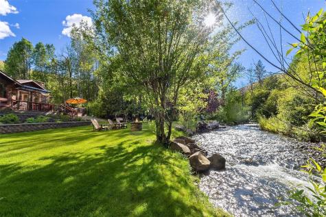 8501 Manastash Road Ellensburg WA 98926