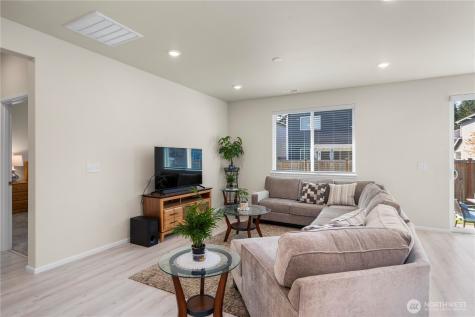19818 135th Avenue E Graham WA 98338
