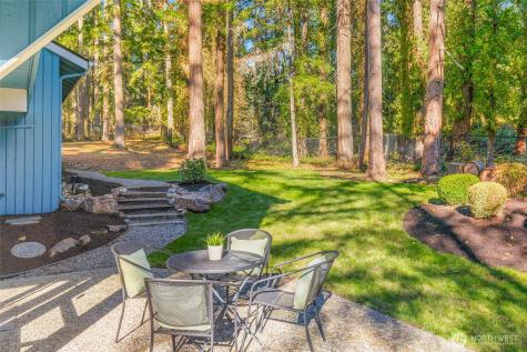 642 213th Place NE Sammamish WA 98074