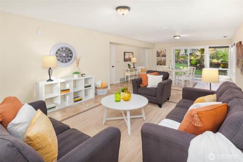 642 213th Place NE Sammamish WA 98074