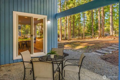 642 213th Place NE Sammamish WA 98074