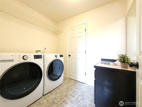 2128 148th Place SW Lynnwood WA 98087