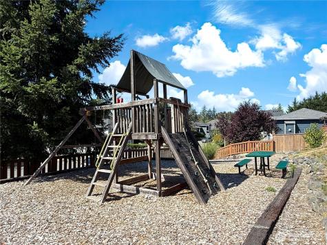 2128 148th Place SW Lynnwood WA 98087