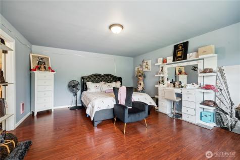 1407 Slide Creek Road Longview WA 98632