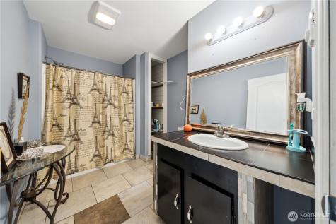 1407 Slide Creek Road Longview WA 98632
