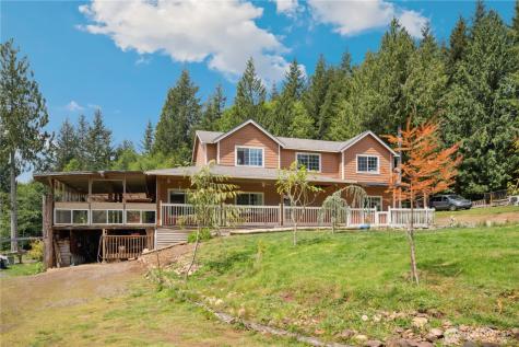 1407 Slide Creek Road Longview WA 98632