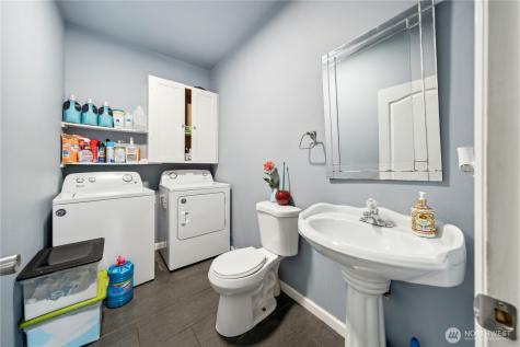 1407 Slide Creek Road Longview WA 98632